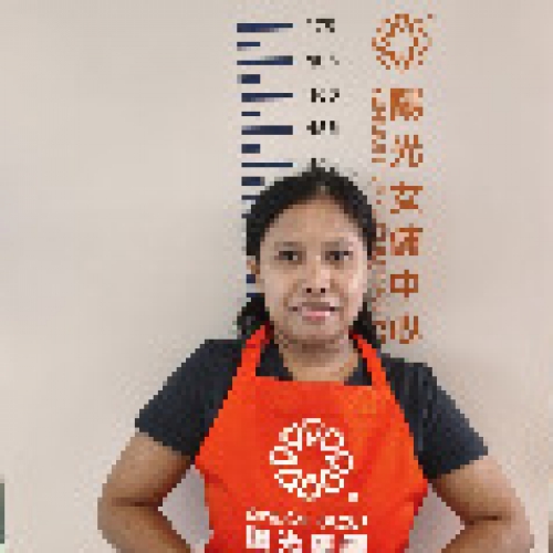 陽光女傭